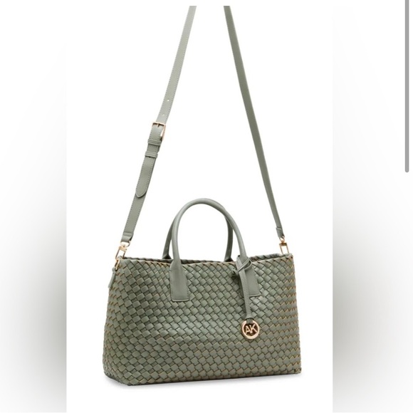✨🎁🎁Anne Klein Green Woven Tote Bag with Pouch✨NEW - Picture 3 of 14